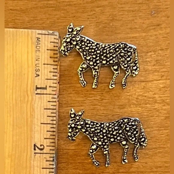 Gift with purchase – Two Adorable donkey pins  brooch - Picture 8 of 8